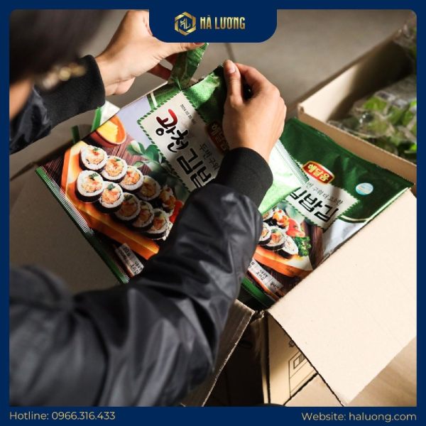 Vì sao 1 lá rong biển cuộn cơm lại có ít calo đến vậy?